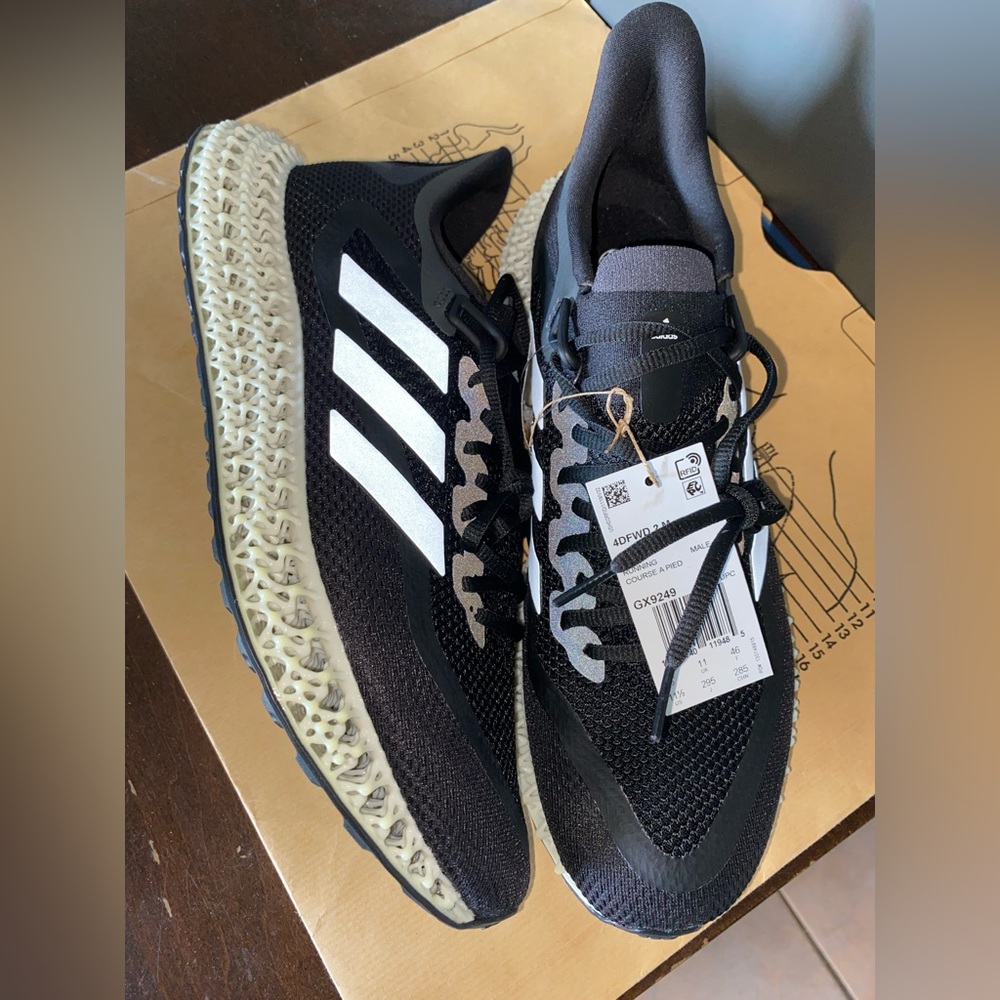 adidas 4DFWD 2 size 11.5 BRAND NEW